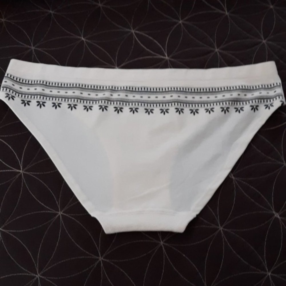 A & I panty Size 8/XL